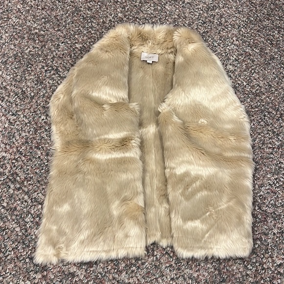 Ann Taylor Reversible Shearling Fur Vest - Picture 4 of 5